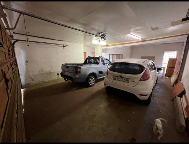 3 BEDROOM PROPERTY TO RENT IN LENASIA SOUTH EXT 1